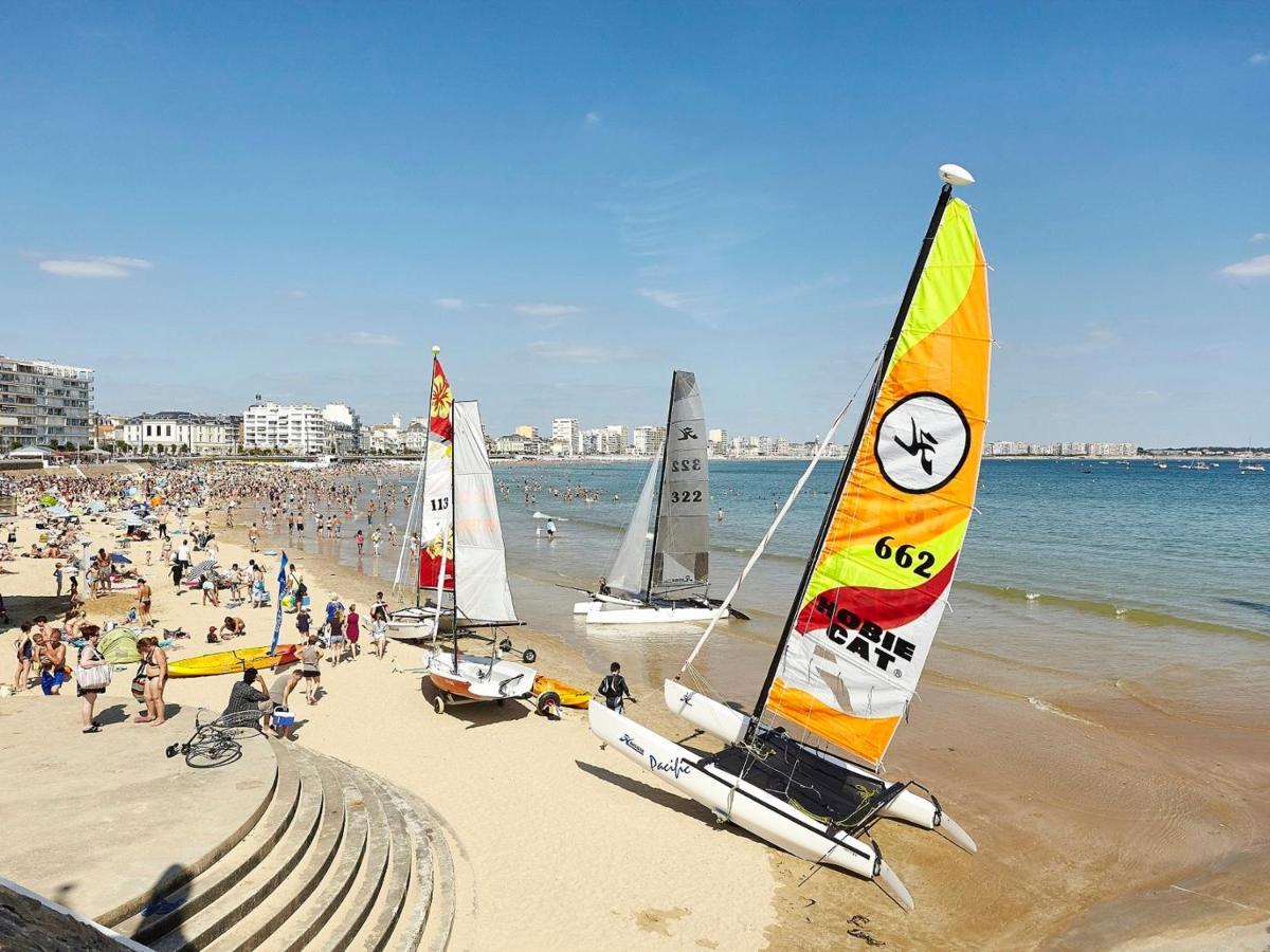 Appartement T2 Face Plage Avec Balcon, Cuisine Equipee Et Tv - Fr-1-92-908 Les Sables-dʼOlonne Exteriér fotografie